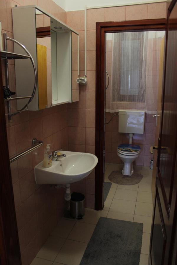 Apartment Mis Floura Риека Экстерьер фото