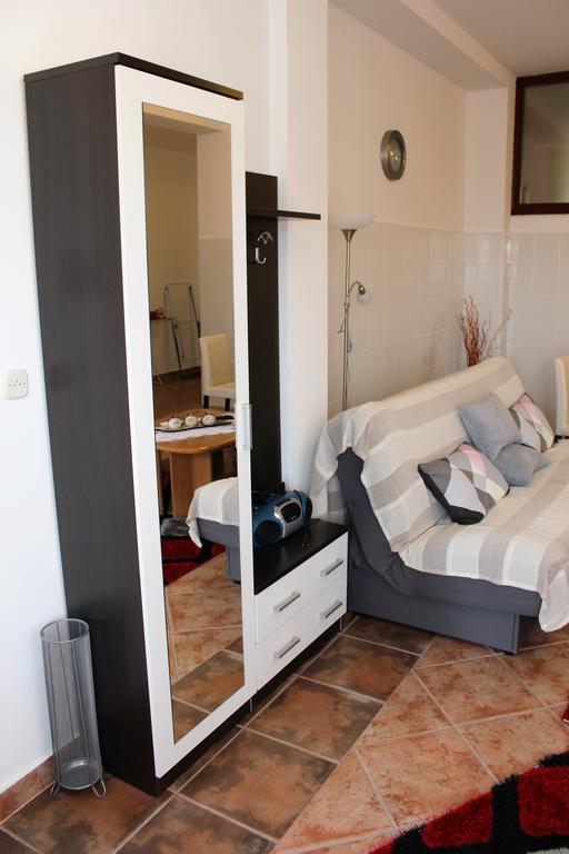 Apartment Mis Floura Риека Экстерьер фото