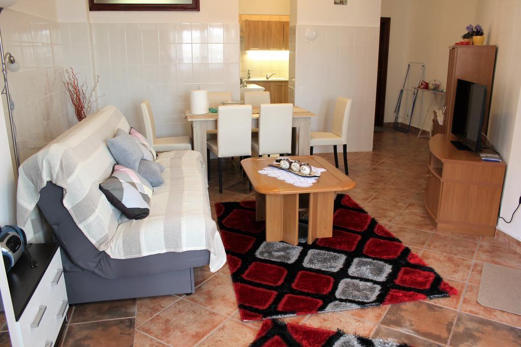 Apartment Mis Floura Риека Экстерьер фото