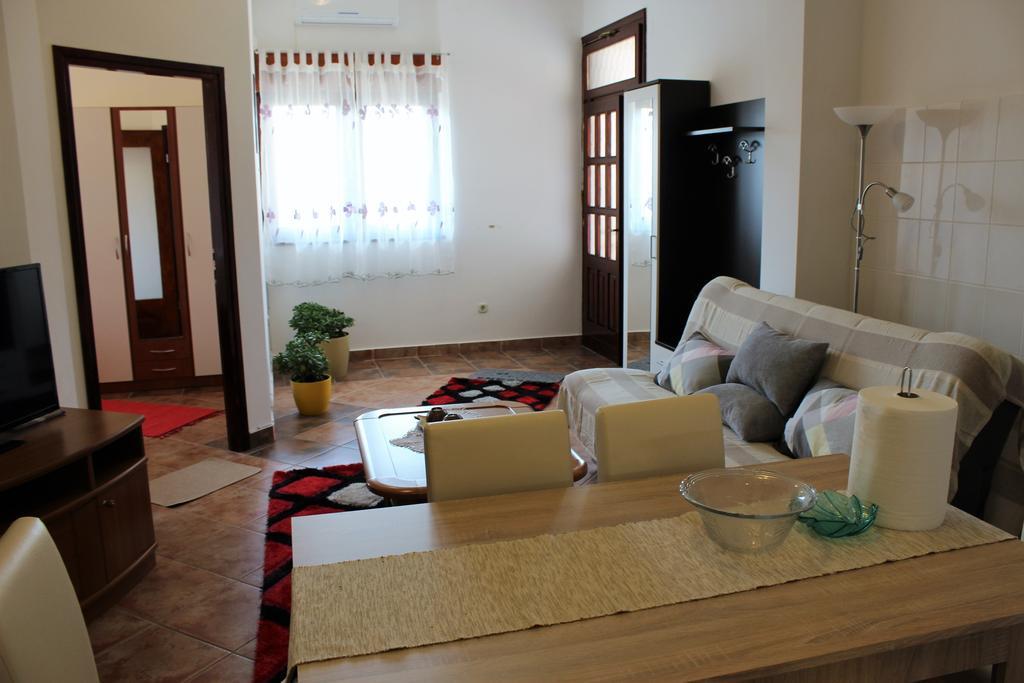 Apartment Mis Floura Риека Экстерьер фото
