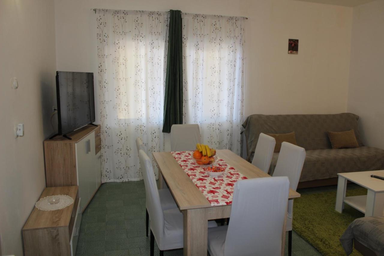 Apartment Mis Floura Риека Экстерьер фото