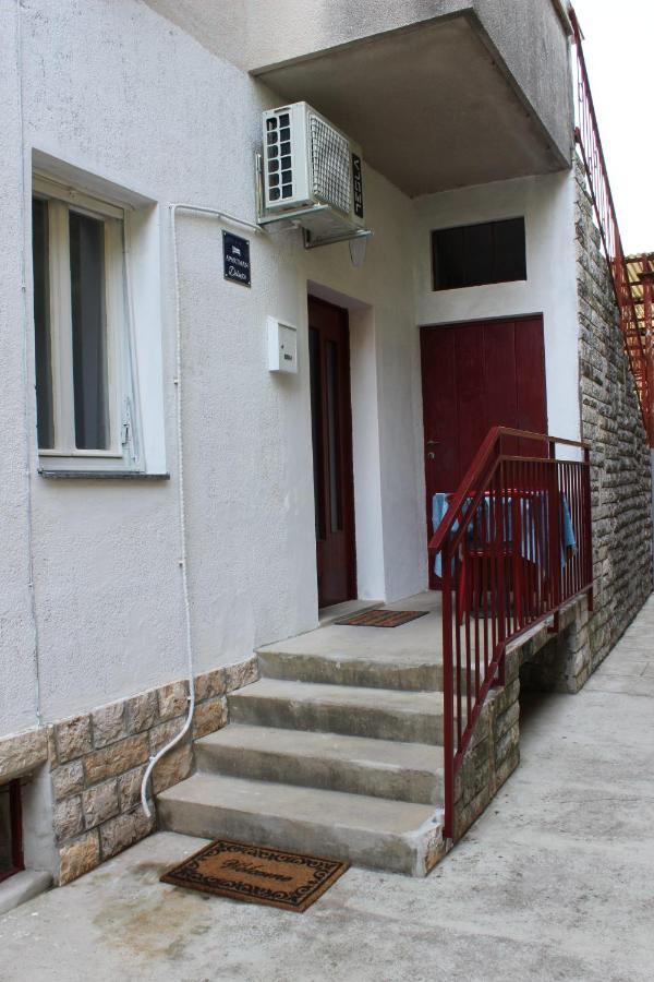 Apartment Mis Floura Риека Экстерьер фото